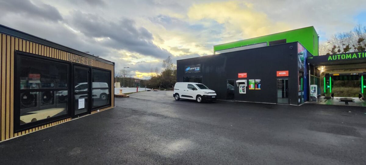 Espace laverie automatique moderne - Expertise Lavage Auto