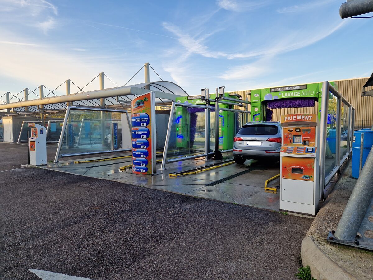 Pistes de lavage couvertes - Installation Expertise Lavage Auto Buchelay