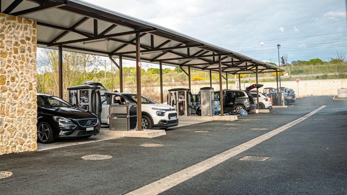 Zone aspirateurs station de lavage - Réalisation Expertise Lavage Auto