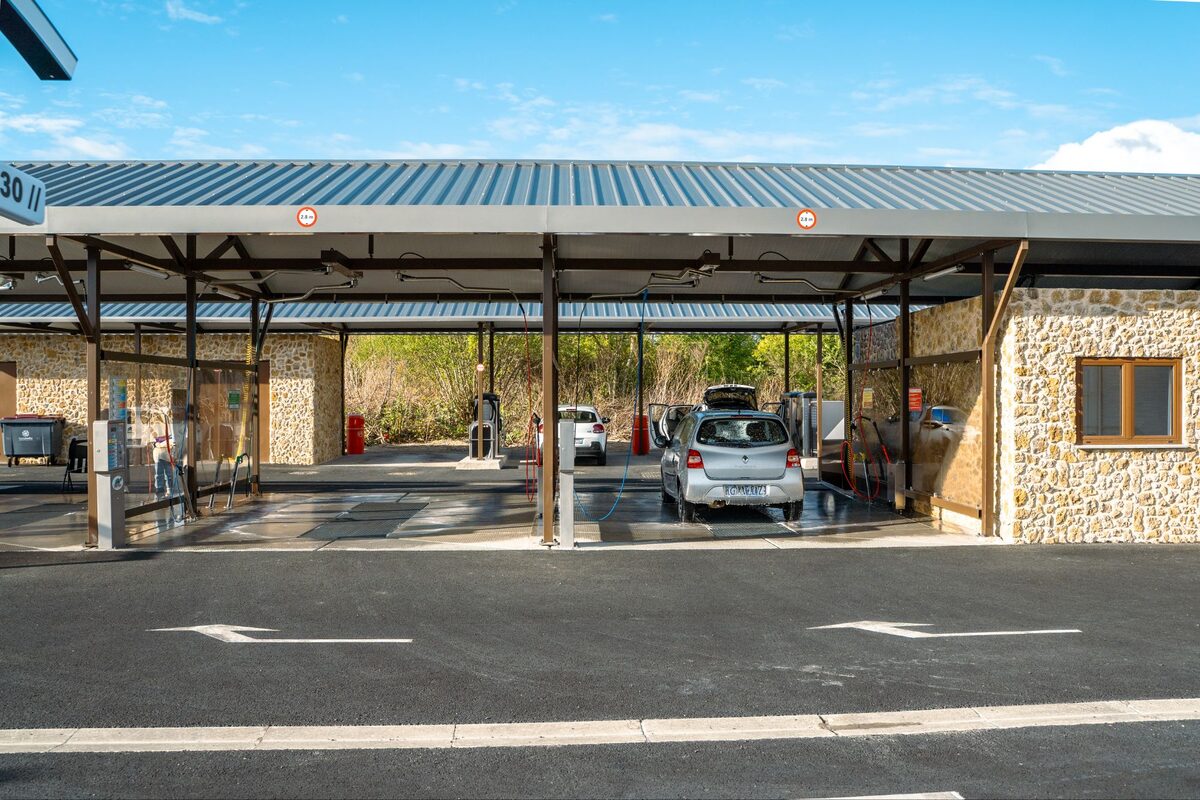 Pistes de lavage couvertes haute pression - Expertise Lavage Auto