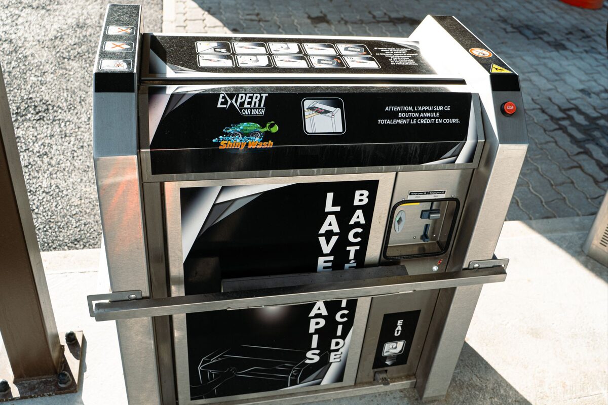 Lave-tapis désinfectant automatique - Équipement Expertise Lavage Auto